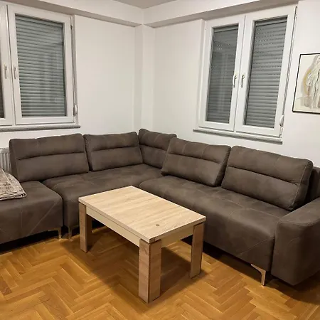 Apartament Gorgi *